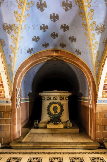 Tomb of Teofil Lenartowicz, ethnographer, sculptor, poet, 1822—1893, crypt of the merits of Poland