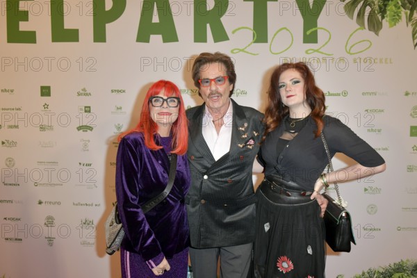 Petra Dräger, Jörg Dräger and Cinzia-Paulina Dräger at the 8th jungle party for the start of the