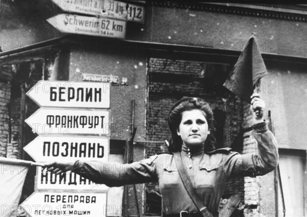Russian traffic policewoman, Küstrin in April 1945, Germany J. Chaldej about this photo: I flew to