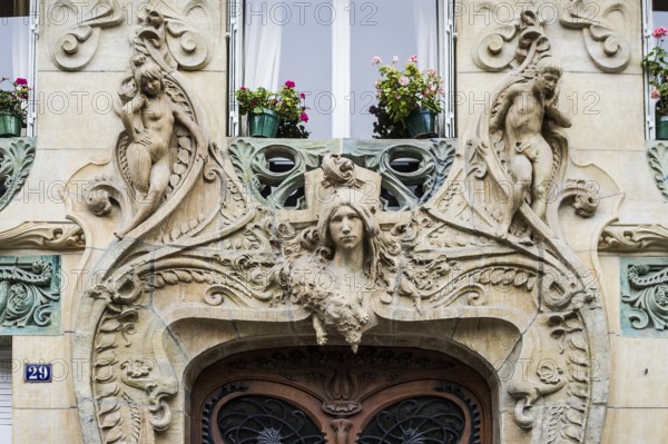 Art Nouveau façade on Avenue Rapp, Paris, France