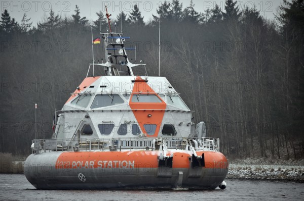 Research vessel, TARA POLAR STATION research station sails in the Kiel Canal, NOK, Kiel Canal, Kiel
