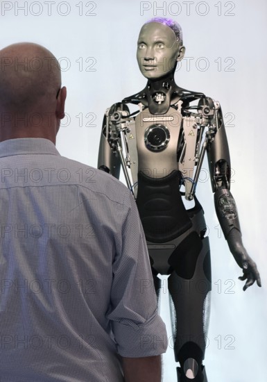Humanoid robot for human-machine communication, artificial intelligence, AI, exhibition, history of