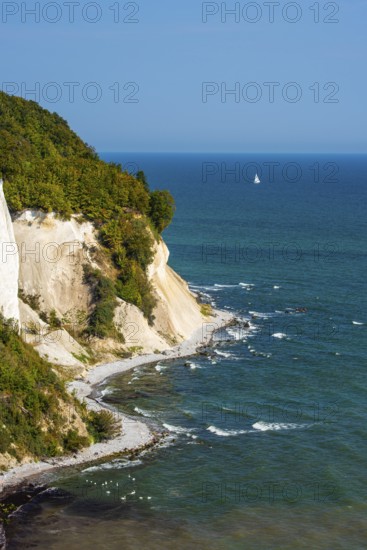 View of chalk cliffs in Jasmund National Park on Rügen, sailboat, Sassnitz, Rügen,