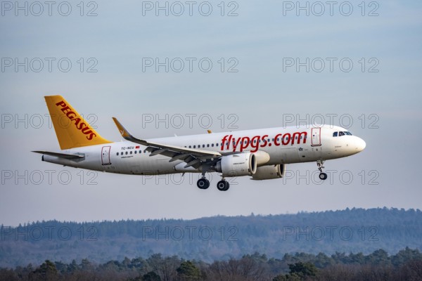 Pegasus, Flypgs.com, Airbus A320neo landing at Cologne/Bonn airport, CGN