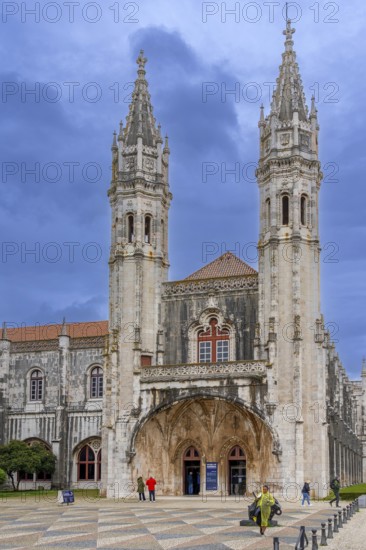15th century Hieronymites Monastery / Mosteiro dos Jerónimos in Manueline style in Santa Maria de