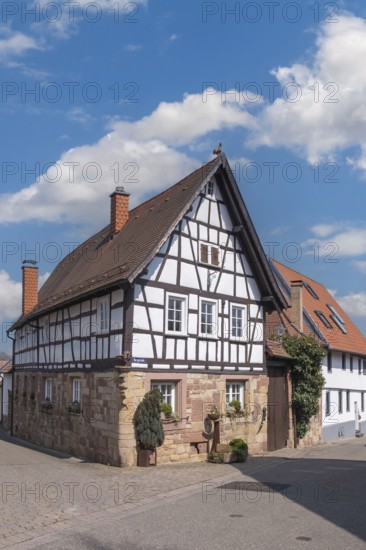 Historisches half-timbered house, Billigheim-Ingenheim, South Palatinate, Rhineland-Palatinate,