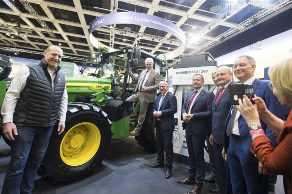 Alios Rainer (Federal Minister of Agriculture, Food and Home Affairs), Kai Wegner (Governing Mayor