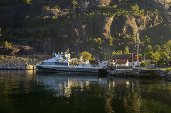 Kulumbus ferry from Lysebotn to Stavanger is located in Lysebotn harbour in front of rocky