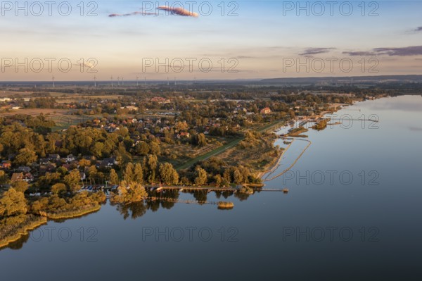 Lembruch, Lower Saxony, Germany, Dümmer See at the outflow of the river Lohne with shore and