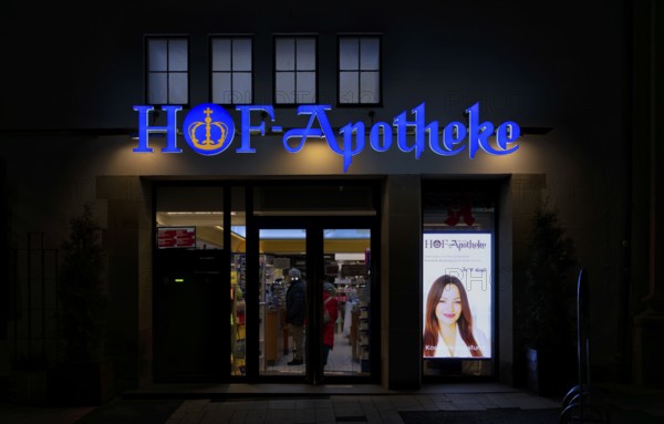 Night photo, logo, advertisement, neon sign pharmacy, HOF-Apotheke, Stuttgart, Baden-Württemberg,