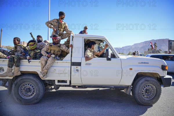 In Seiyun, Yemen on January 04, 2026, soldiers of the Yemeni Armed Forces take full control of the