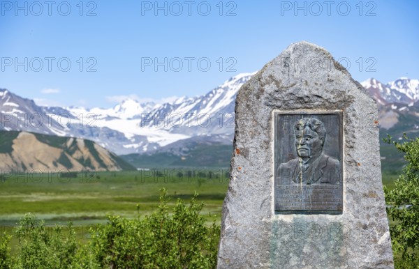 Wilds Preston Richardson Monument, memorial stone for the builder of the Richardson Highway,