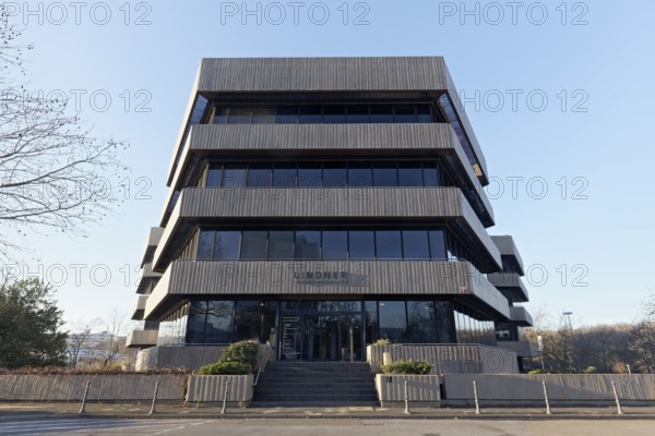Rank-Xerox House, Brutalist office building, exposed concrete façade, Hentrich, Petschnigg und