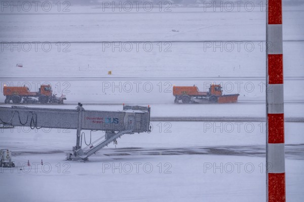 The onset of winter in North Rhine-Westphalia, flight operations were maintained at Düsseldorf