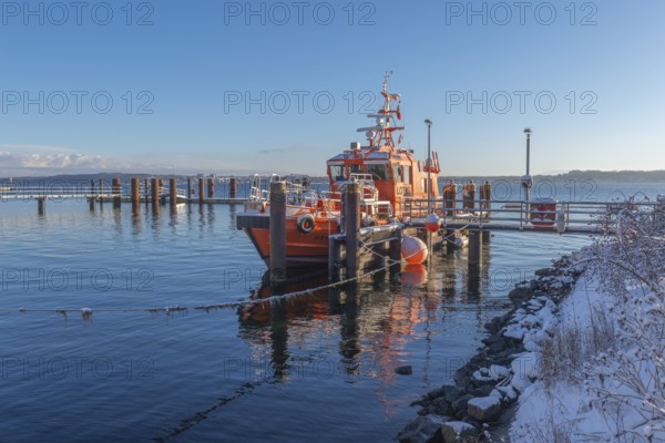 Kiel-Holtenau pilot station in front of the Kiel Canal, pilot boat, channel guidance, shipping,