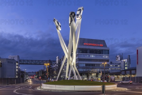 Inspiration 911 artwork by Gerry Judah in front of the Porsche headquarters on Porscheplatz: three