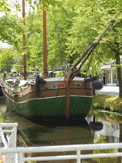 Kuff, flat-bottomed coastal cargo sailor, Margaretha von Papenburg, Main Canal, Papenburg, Emsland,