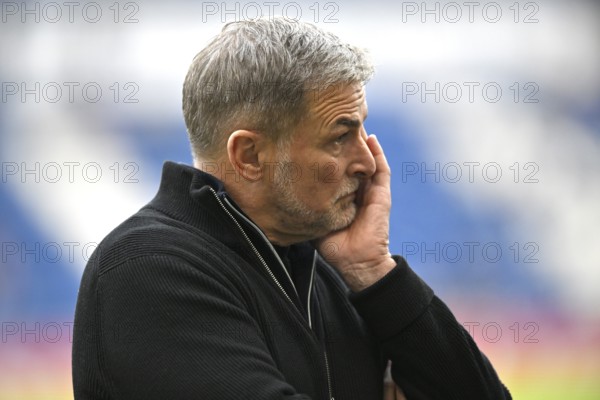 Board of Sports Stefan Kuntz Hamburger SV HSV Portrait thoughtful gesture gesture PreZero Arena,