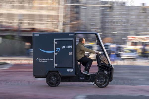 E-cargo bike, e-cargo bike delivery vehicle, pedal drives with e-motor assistance, from the