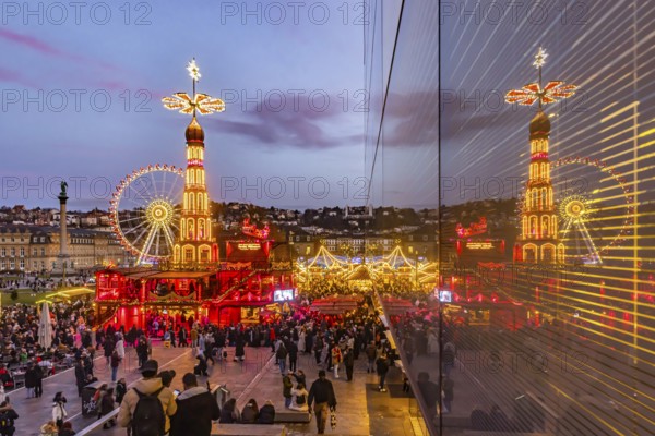 Sunset at Stuttgart's Christmas market in the Schlossplatz area. With around 3.5 million visitors,
