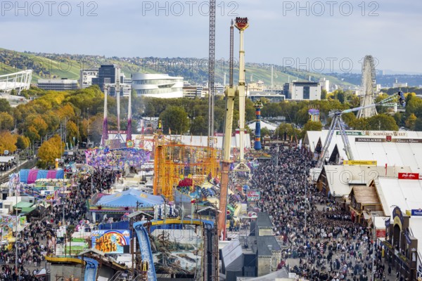 The 178th Cannstatter Volksfest on the Wasen attracted 4.2 million visitors. The Wasenrummel is one