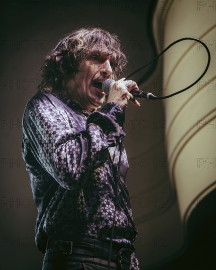 Singer Justin Hawkins from The Darkness live on Dreams On Toast Tour at Metropol Berlin on 10