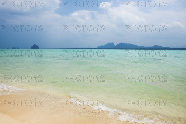 White sandy beach, Sunrise Beach, Koh Kradan, Hat Chao Mai National Park, Trang Province, Southern