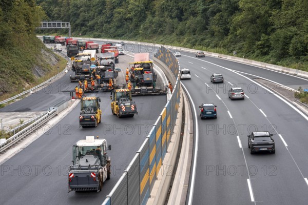 Rehabilitation of the A52 motorway near Essen, an 8 km long section between the Essen-Kettwig