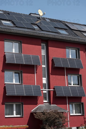 Residential building with photovoltaic modules on the façade and roof, North Rhine-Westphalia,