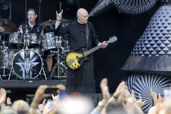 Billy Corgan, singer, guitarist, The Smashing Pumpkins, rock band, USA, The Aghori Tour 2025, open