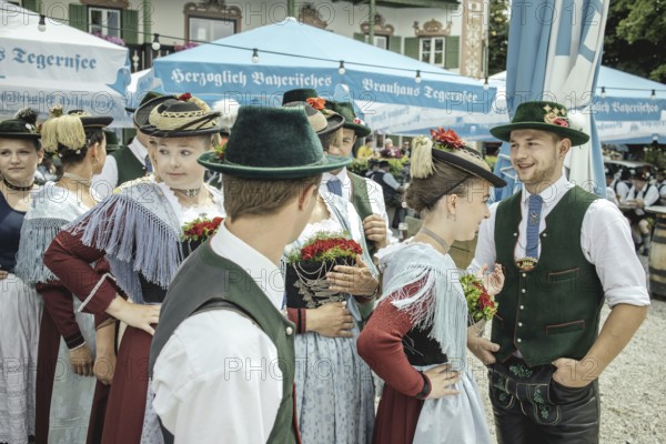 Traditional traditional costume anniversary of the Trachtenverein Schliersee Stamm 1888,