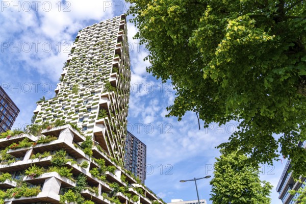 Wonderwoods residential tower, one of 2 green buildings, in Utrecht in the new Healthy Urban
