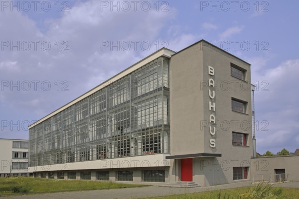 Bauhaus building by architect Walter Gropius 1925, inscription, Bauhaus, art, Dessau,