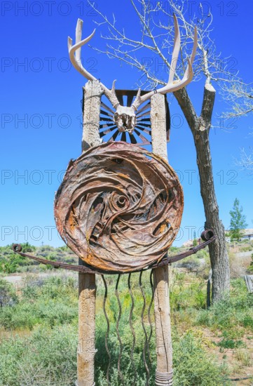 Native American totem pole on Route 163, Utah, USA