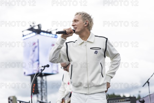 Felix Brummer (Felix Kummer), singer of Kraftklub at a secret gig of the band at the Rock am Ring