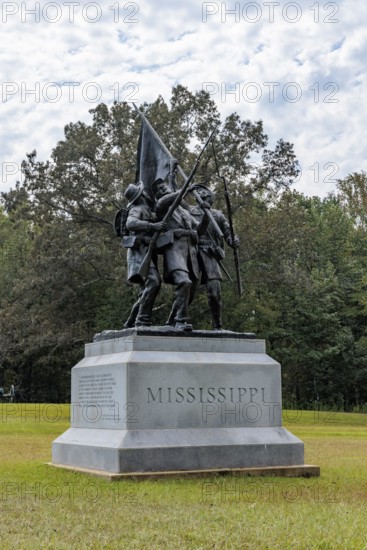 Monument to commemorate the Mississippi Sixth Infantry's losing battle at Rea Field in the Civil