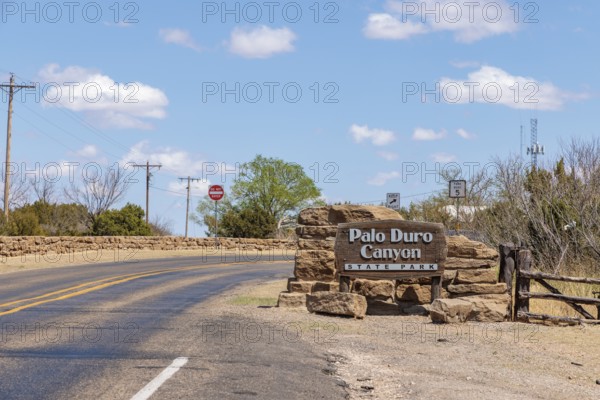 Sign at the entrance to Palo Duro Canyon State Park near Amarillo, Texas