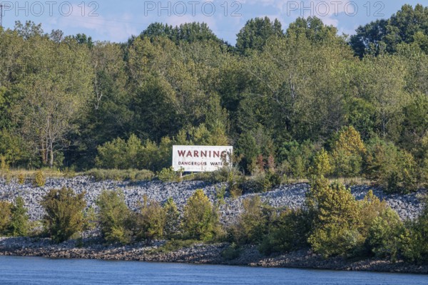 Sign warns of dangerous waters along the Tennessee River west of the Pickwick dam and locks near