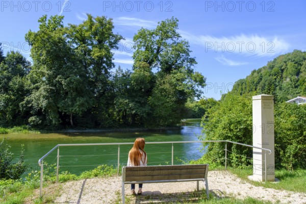 resting bench an der Alz, Flußschleife, Altenmarkt an der Alz, Chiemgau, Upper Bavaria, Bavaria,