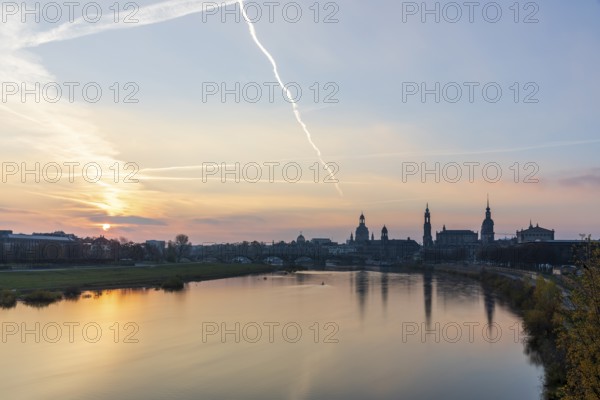 City view with Elbe, Academy of Arts, Church of Our Lady, Ständehaus, Hofkirche, Hausmannsturm and