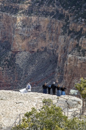Grand Canyon National Park, Arizona. Visitors at the Trail View Overlook on the South Rim. The