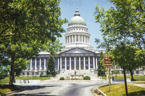 Utah State Capitol building, Salt Lake City, Utah, USA 1977 architect Richard K.A. Kletting opened