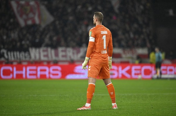 Goalkeeper Marvin Schwäbe 1. FC Köln KOE (01) from behind Football Bundesliga, MHPArena, MHP Arena