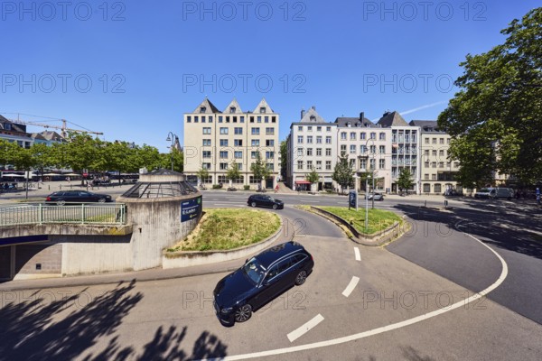 Heumarkt underground car park, row of houses, residential and commercial buildings, general