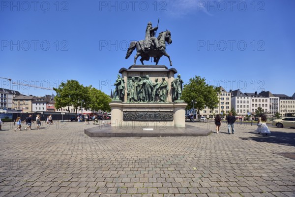 Frederick William III of Prussia monument, equestrian statue, general architecture, buildings,