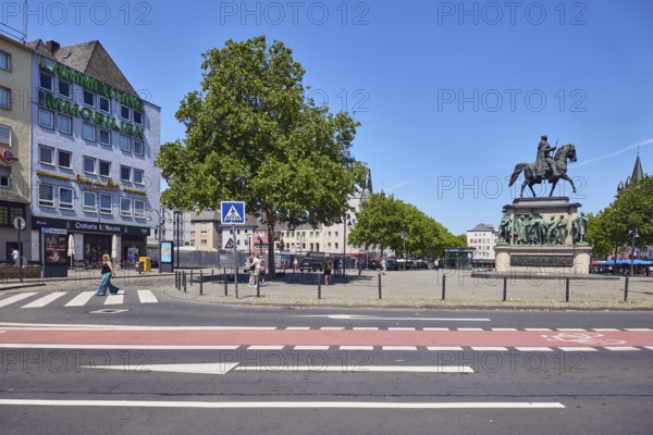 Memorial of Frederick William III of Prussia, equestrian statue, general architecture, residential