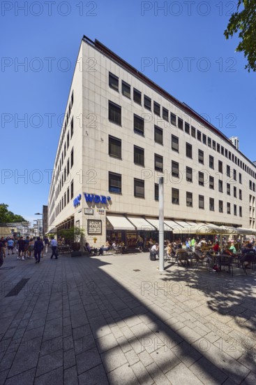 Funkhaus Wallrafplatz, WDR, architect Peter Friedrich Schneider, travertine building material,