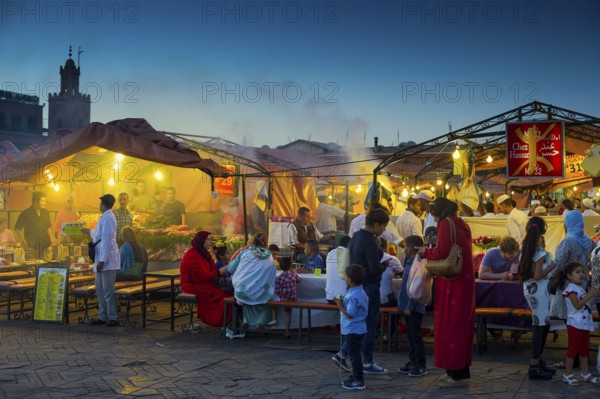Food stalls on Place Djemma el-Fna, Gauklerplatz, UNESCO World Heritage Site, Blue Hour, Marrakech,
