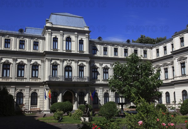 Romania, capital Bucharest, Bucuresti, Muzeul Colectiilor de Arta, Museum of Art Collections in the