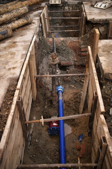 Construction site, civil engineering, water renewal, water pipes, water supply, residential area,